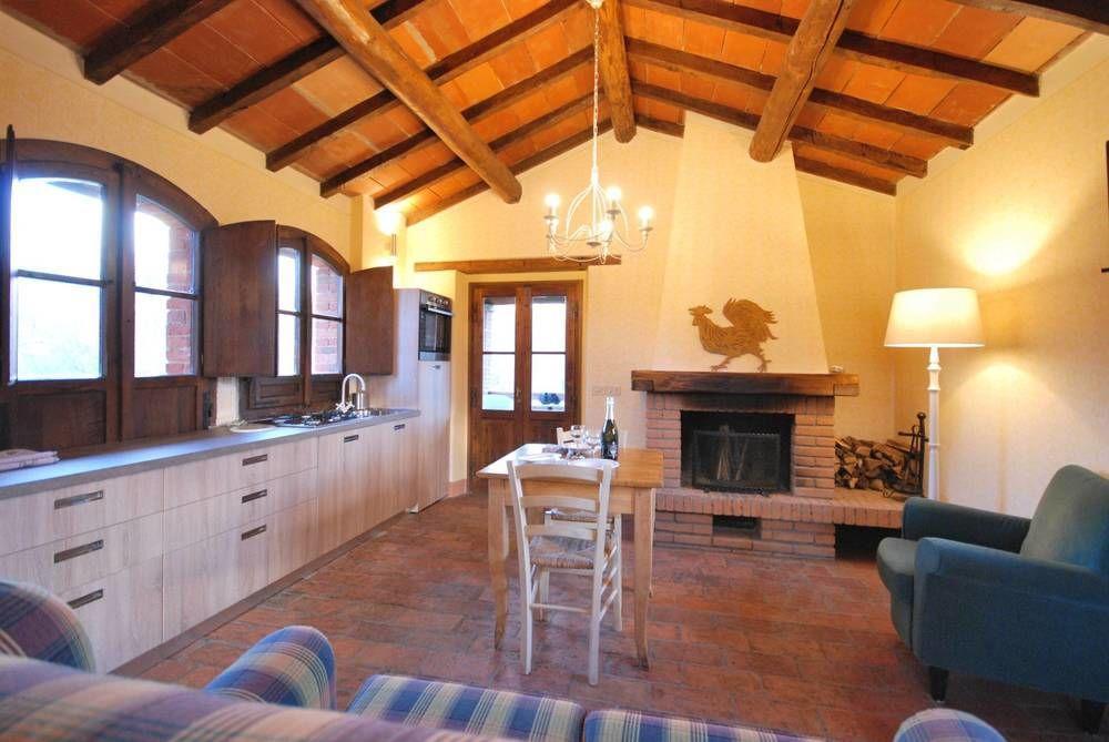 Borgo Corsignano Guest House Попи Екстериор снимка
