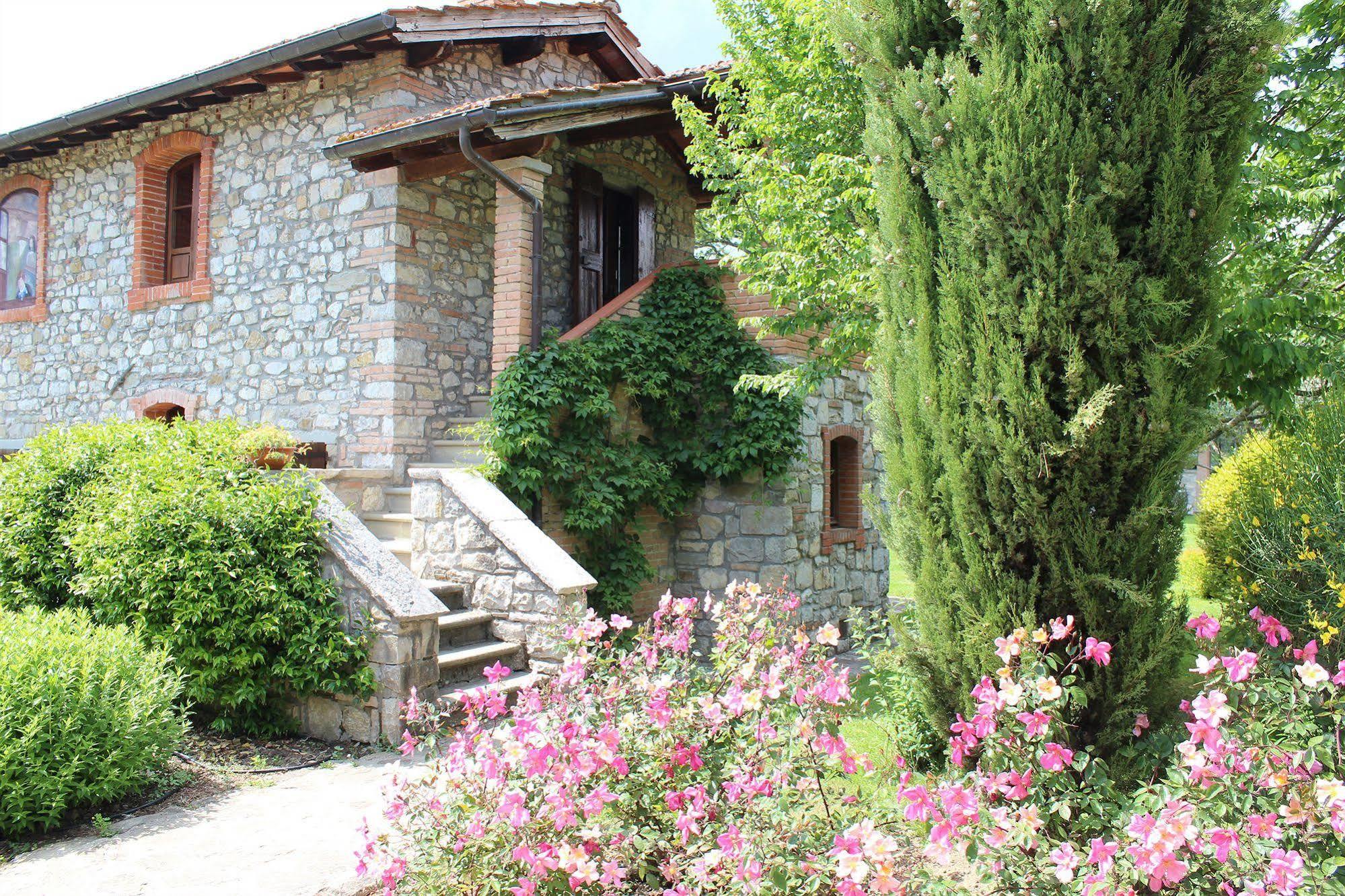 Borgo Corsignano Guest House Попи Екстериор снимка