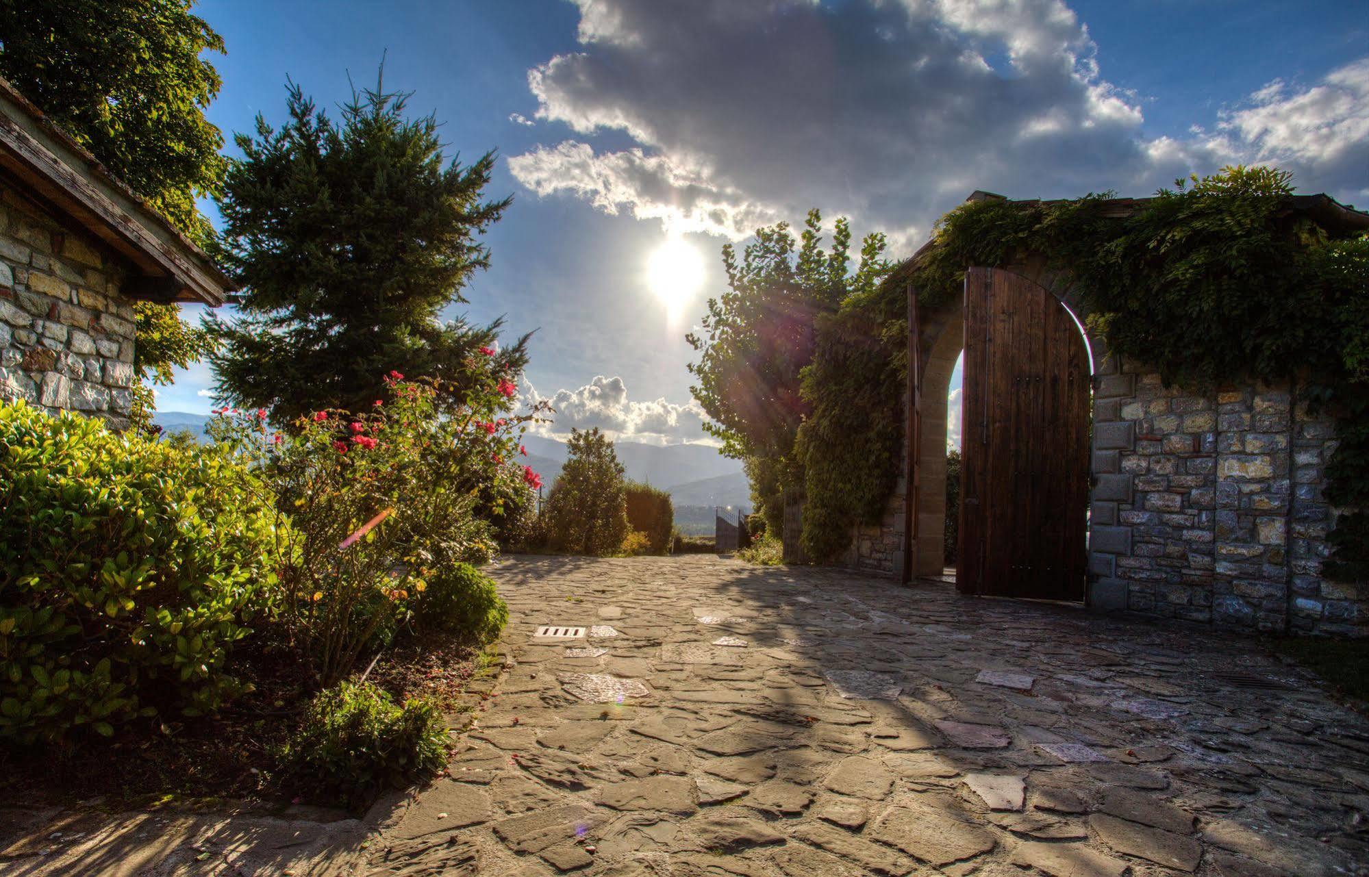 Borgo Corsignano Guest House Попи Екстериор снимка